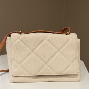 Elegant Cream Quilted Shoulder Bag